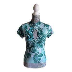 Guess Willow Keyhole Mock Neck Top Size Medium